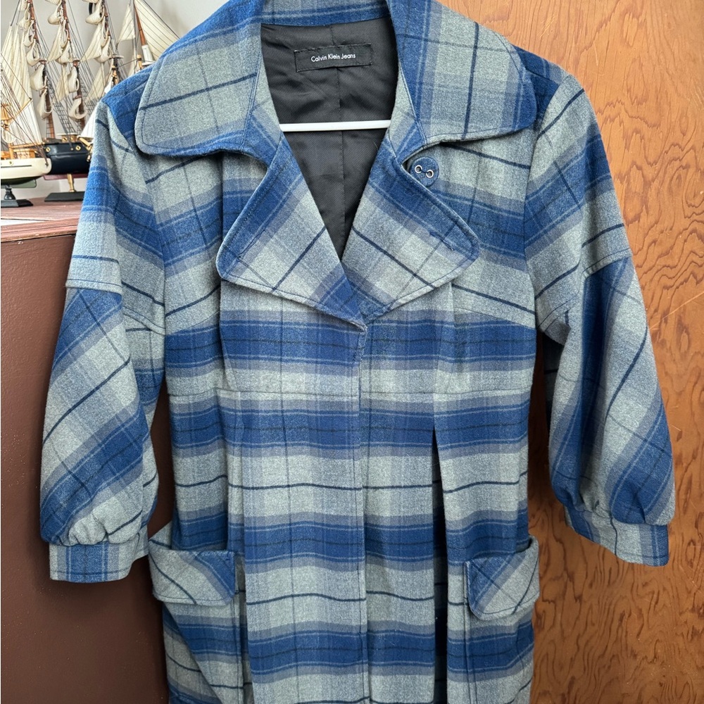 Calvin Klein Women's Blue and Gray 3/4 Sleeve Plaid Coat